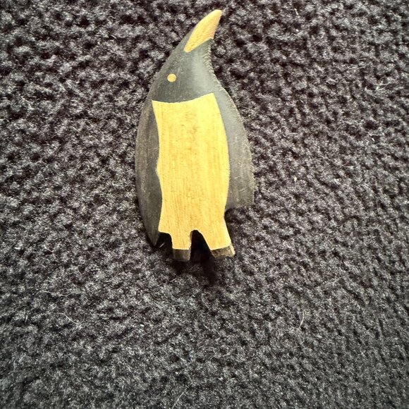 Vintage Wooden Penquin Pins & Earrings,Set of 3 - Picture 9 of 11
